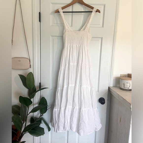 𝑽𝒂𝒔𝒏𝒂 𝑭𝒍𝒐𝒘𝒚 𝑾𝒉𝒊𝒕𝒆 𝑺𝒖𝒎𝒎𝒆𝒓 𝑫𝒓𝒆𝒔𝒔 - Picture 7 of 10